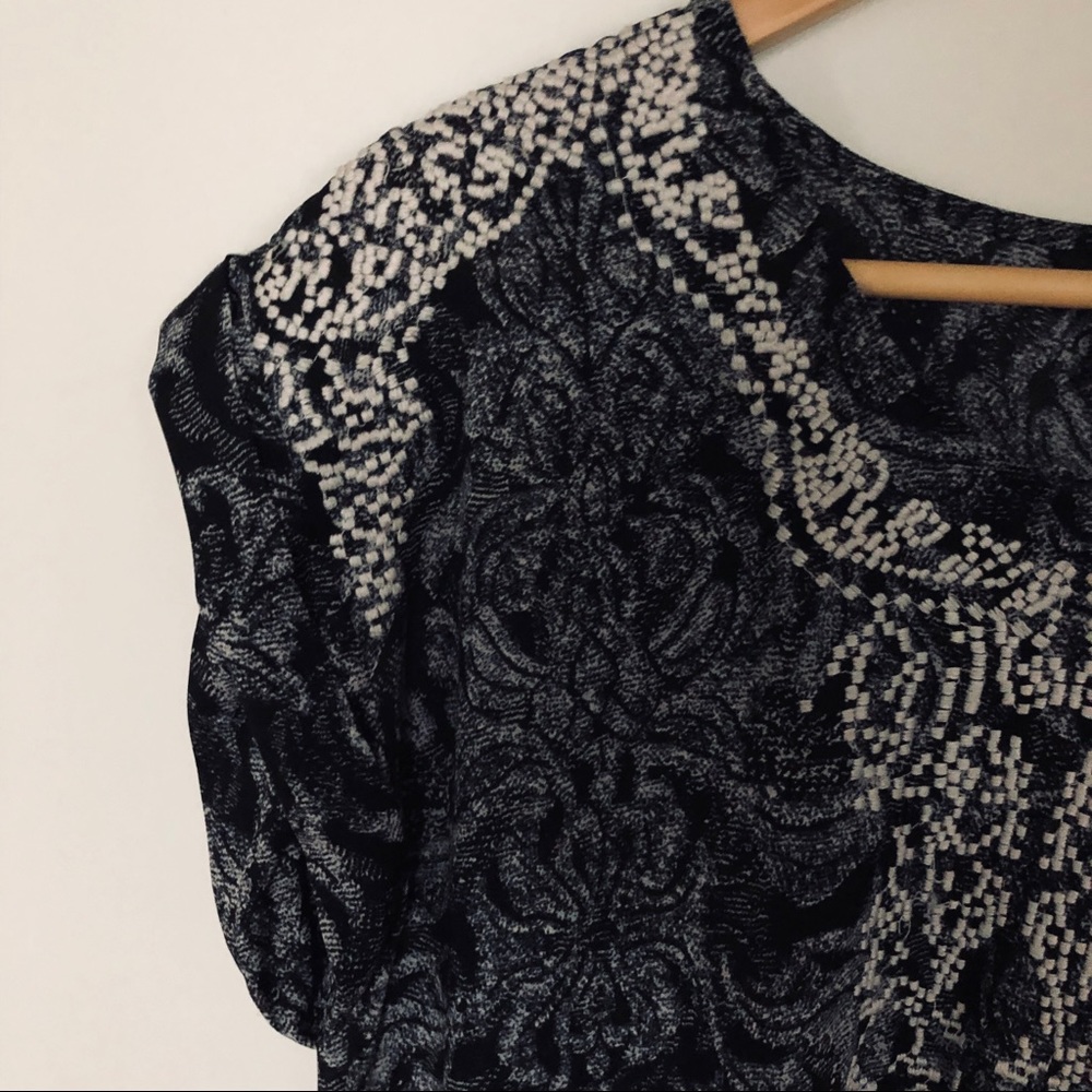 H&M Conscious Embroidered Tunic Dress - Picture 4 of 5